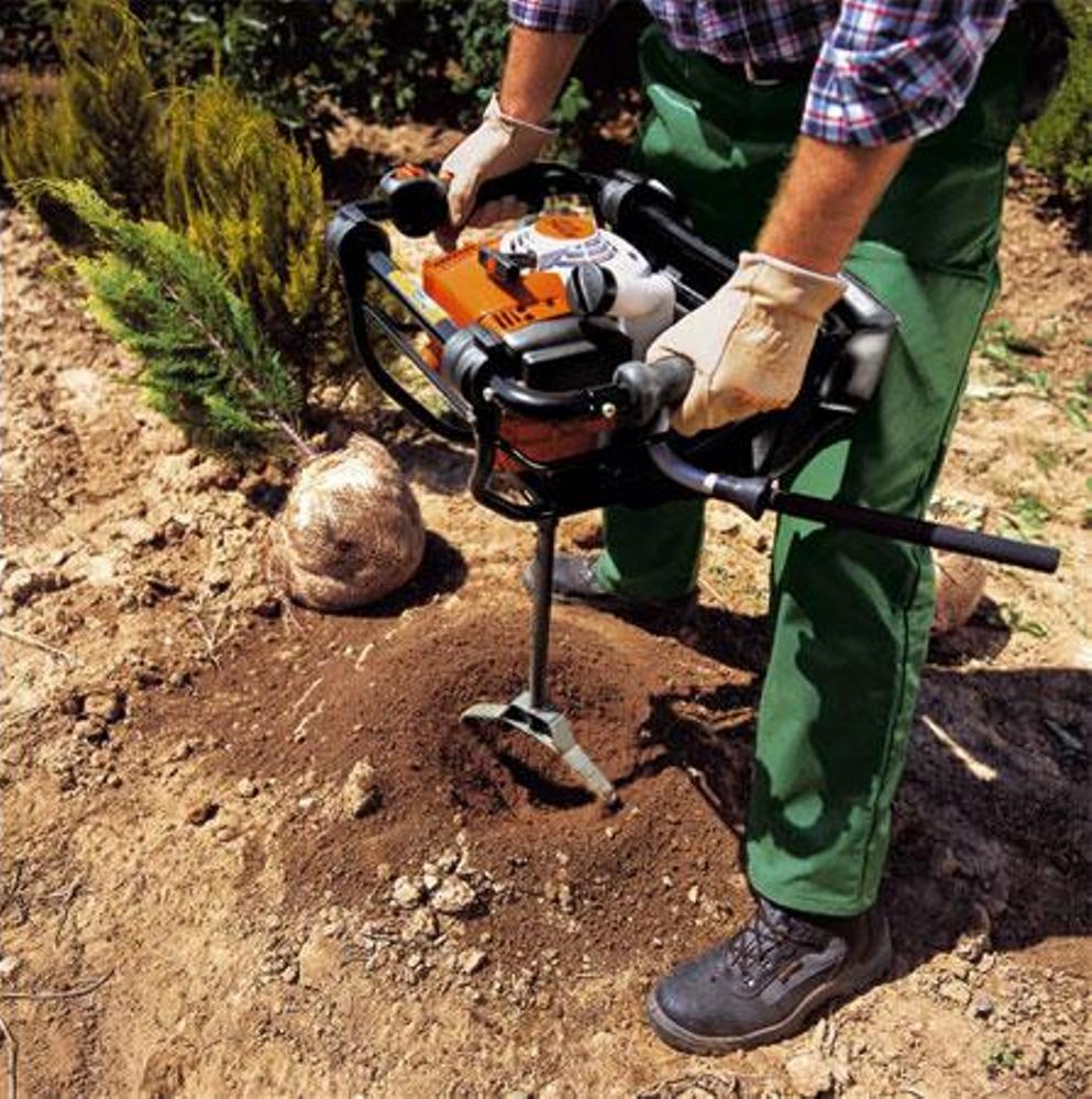 Мотобур STIHL BT 121